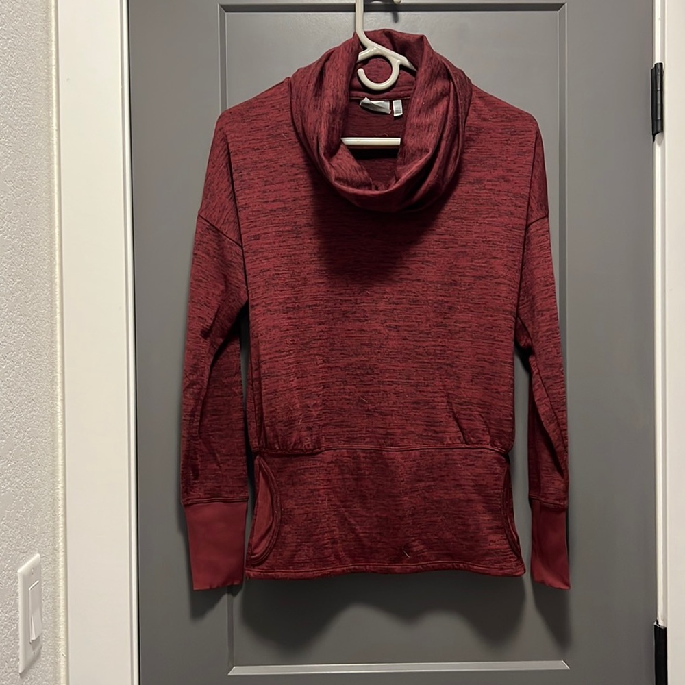 Athlete cowl neck